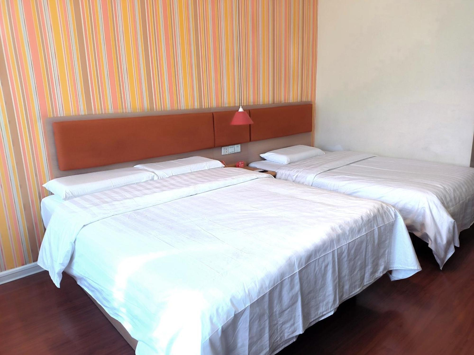 Home Inn Beijing Xiaoxitian Eksteriør billede
